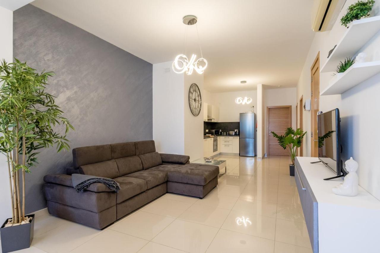 Brand New Apartment-2 Min From The Sea-Central Bugibba เซนต์พอลส์เบย์ ภายนอก รูปภาพ